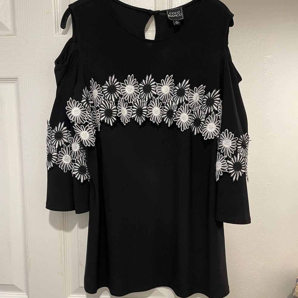 Coco Bianca beautiful black and white shirt
